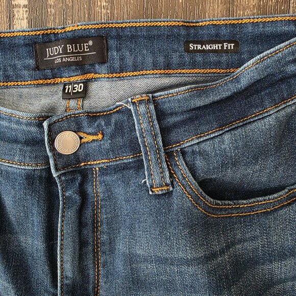 Judy Blue Straight Fit Mid Rise Woman's Blue Jeans Size 11/30 - Picture 4 of 8